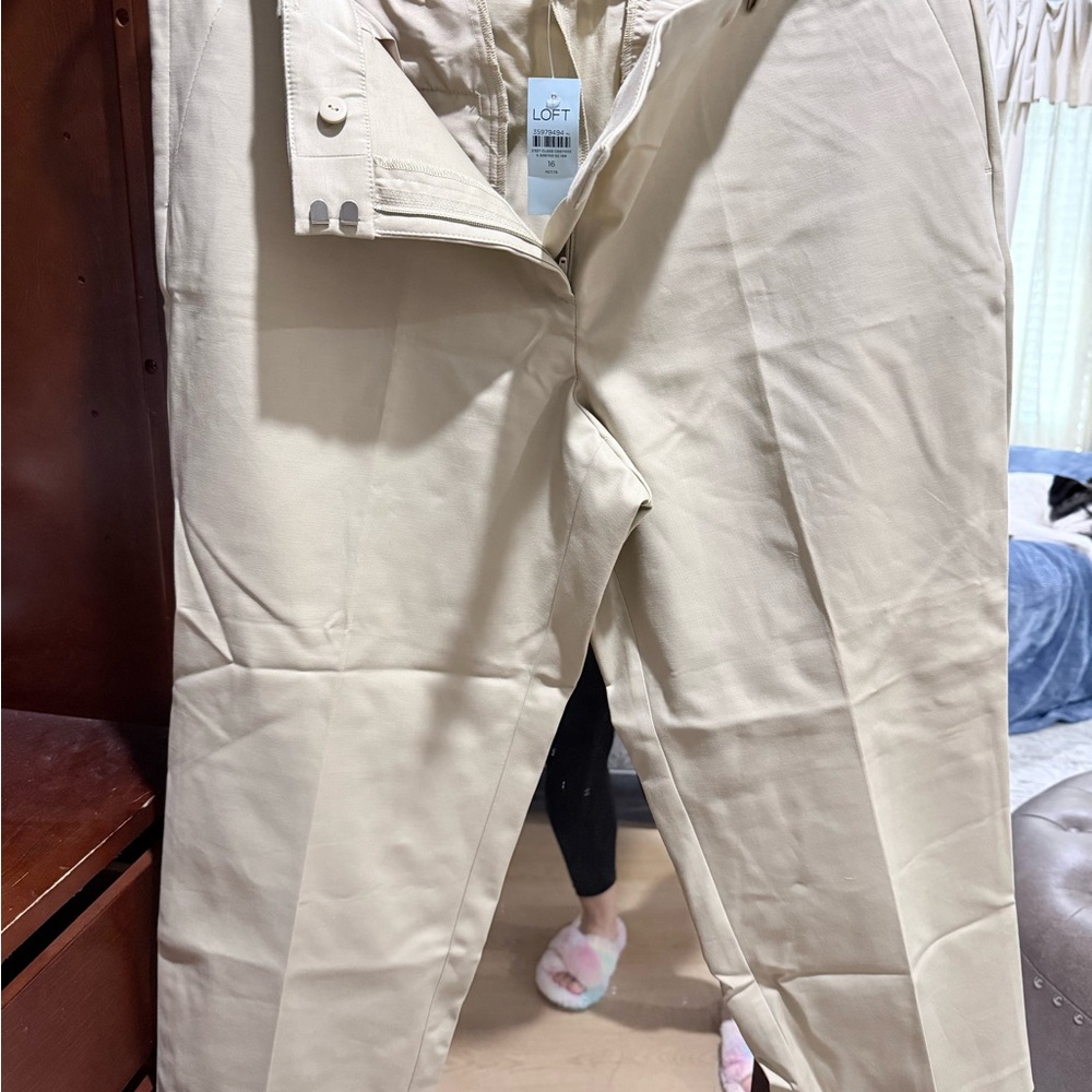 LOFT Women's Cream Straight Leg Pants